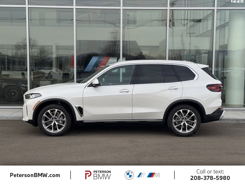 New 2026 BMW X5 xDrive40i image 3