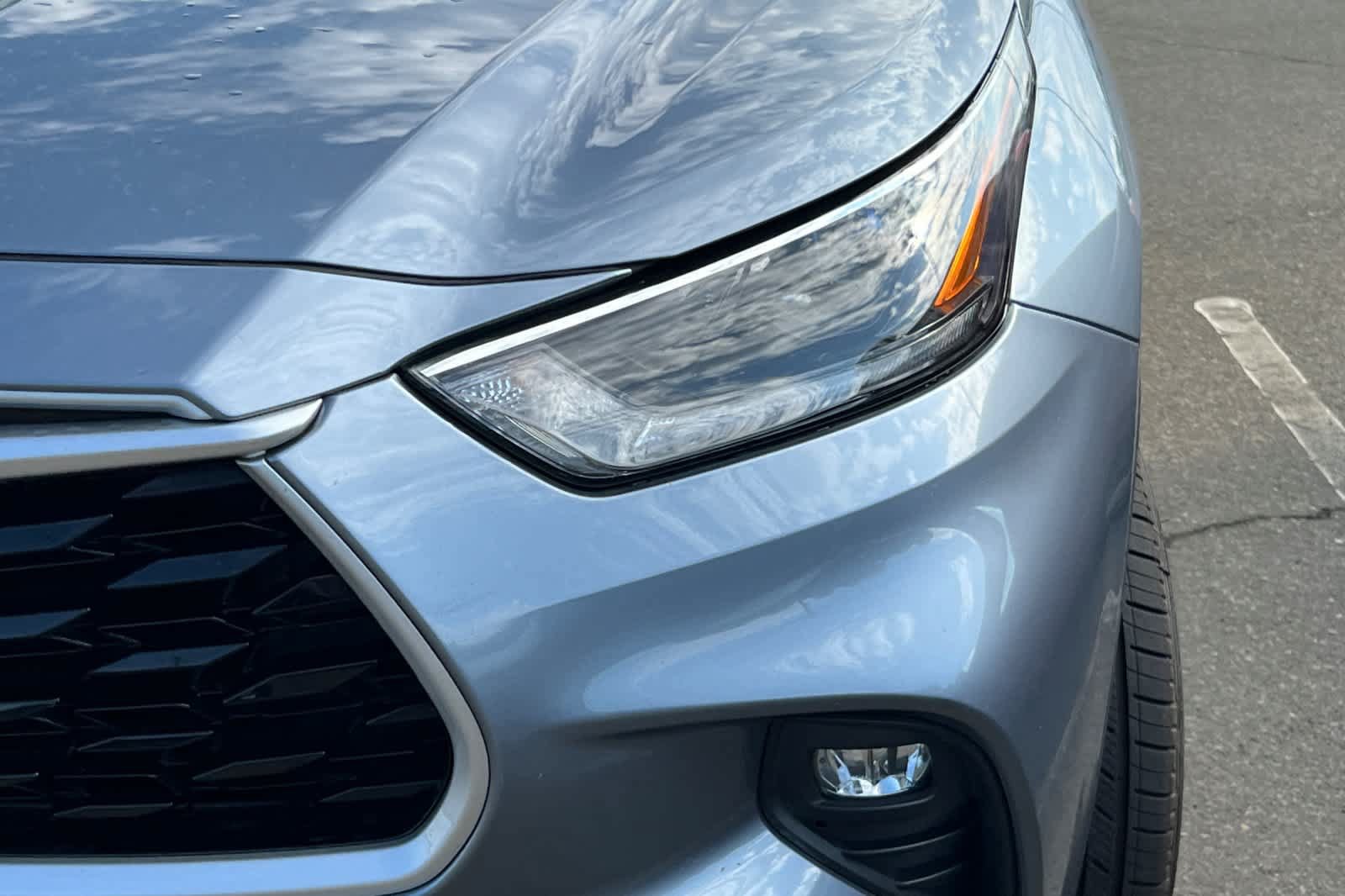 Used 2021 Toyota Highlander XLE AWD/4WD image 11