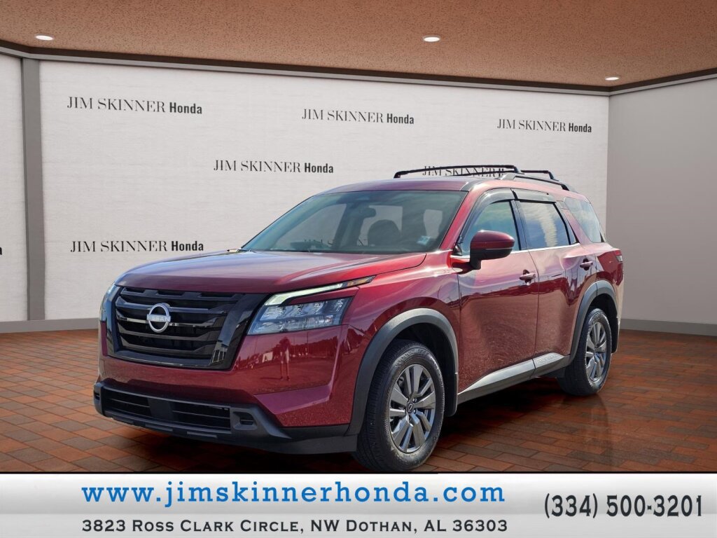 Used 2024 Nissan Pathfinder SV w/ Black Appearance Package