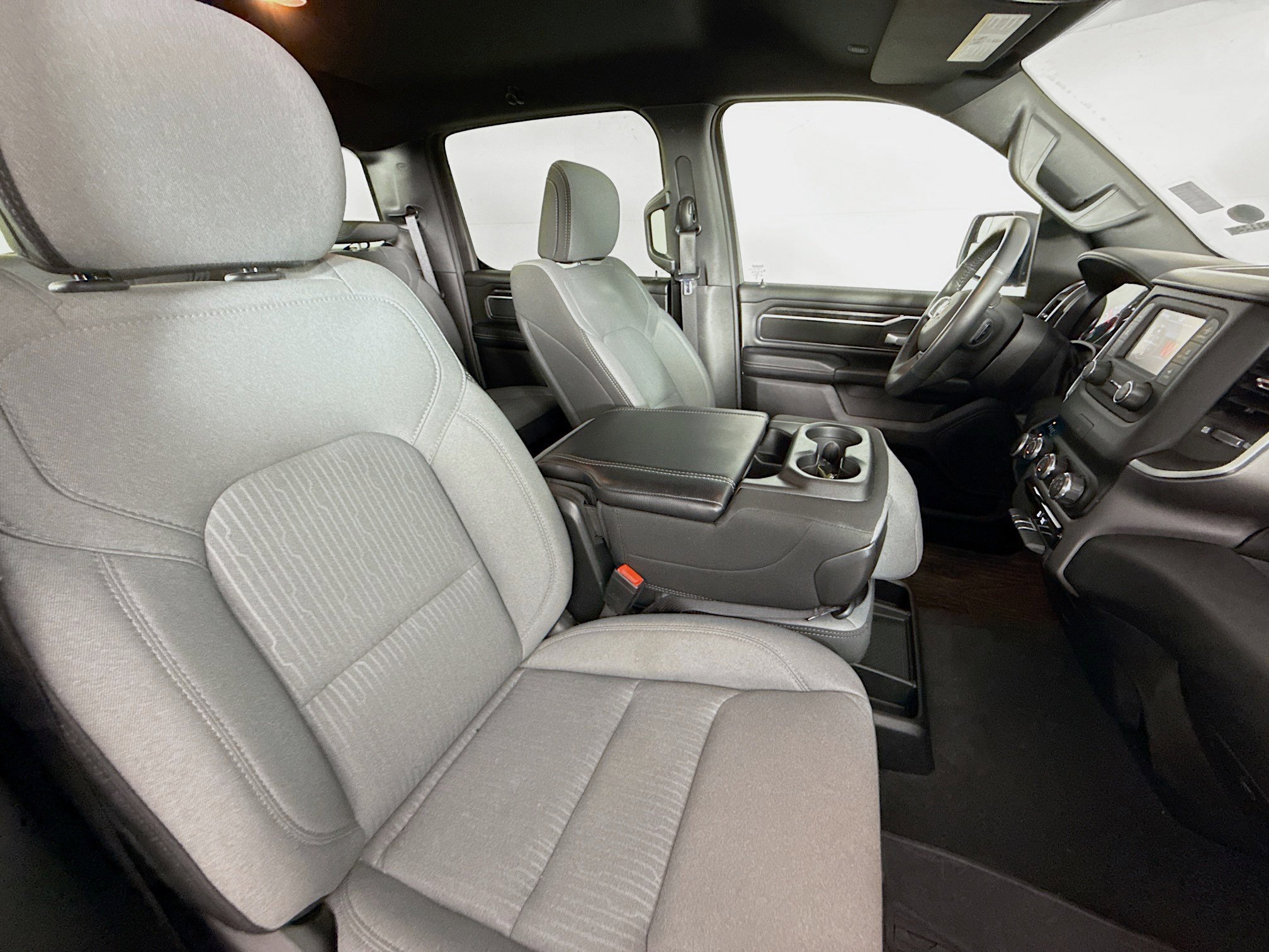 Used 2024 RAM 1500 Big Horn image 33