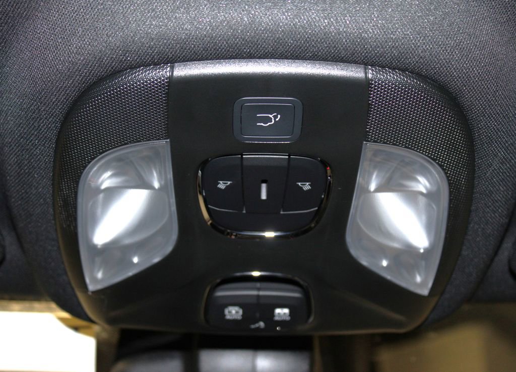 New 2026 Jeep Compass Limited w/ Sun, Sound & Navigation Group image 24