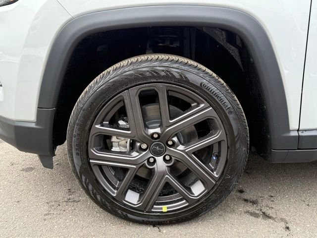 New 2026 Jeep Compass Latitude w/ Sun and Sound Group AWD/4WD image 16