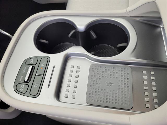 New 2026 Hyundai Ioniq 9 SE image 17