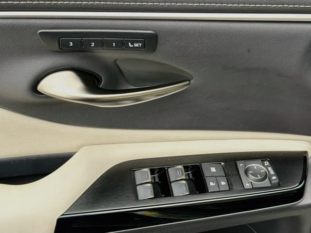 Certified 2023 Lexus ES 350 w/ Premium Package FWD image 18