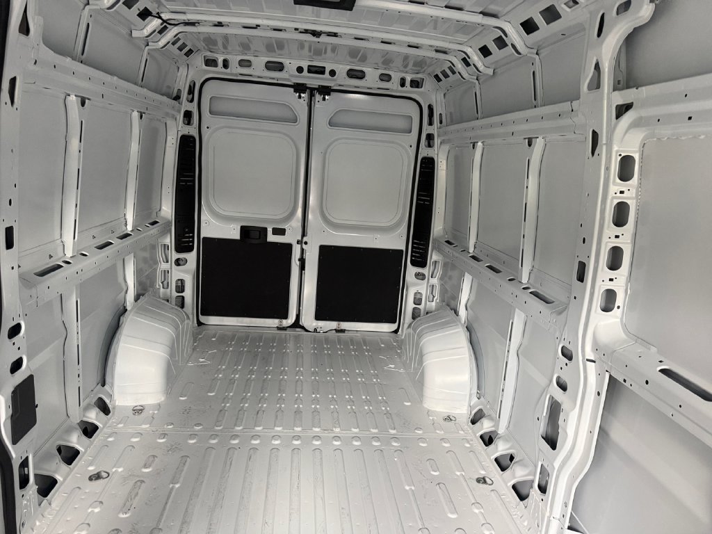 Used 2026 RAM ProMaster 3500 w/ Premium Convenience Group FWD image 14
