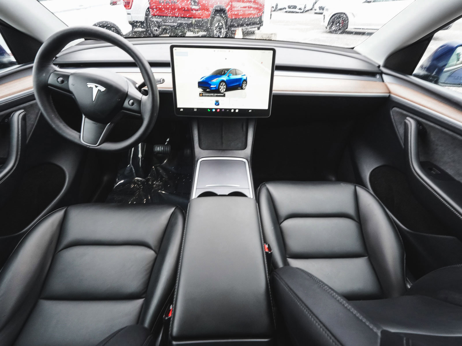 Used 2024 Tesla Model Y Long Range image 33