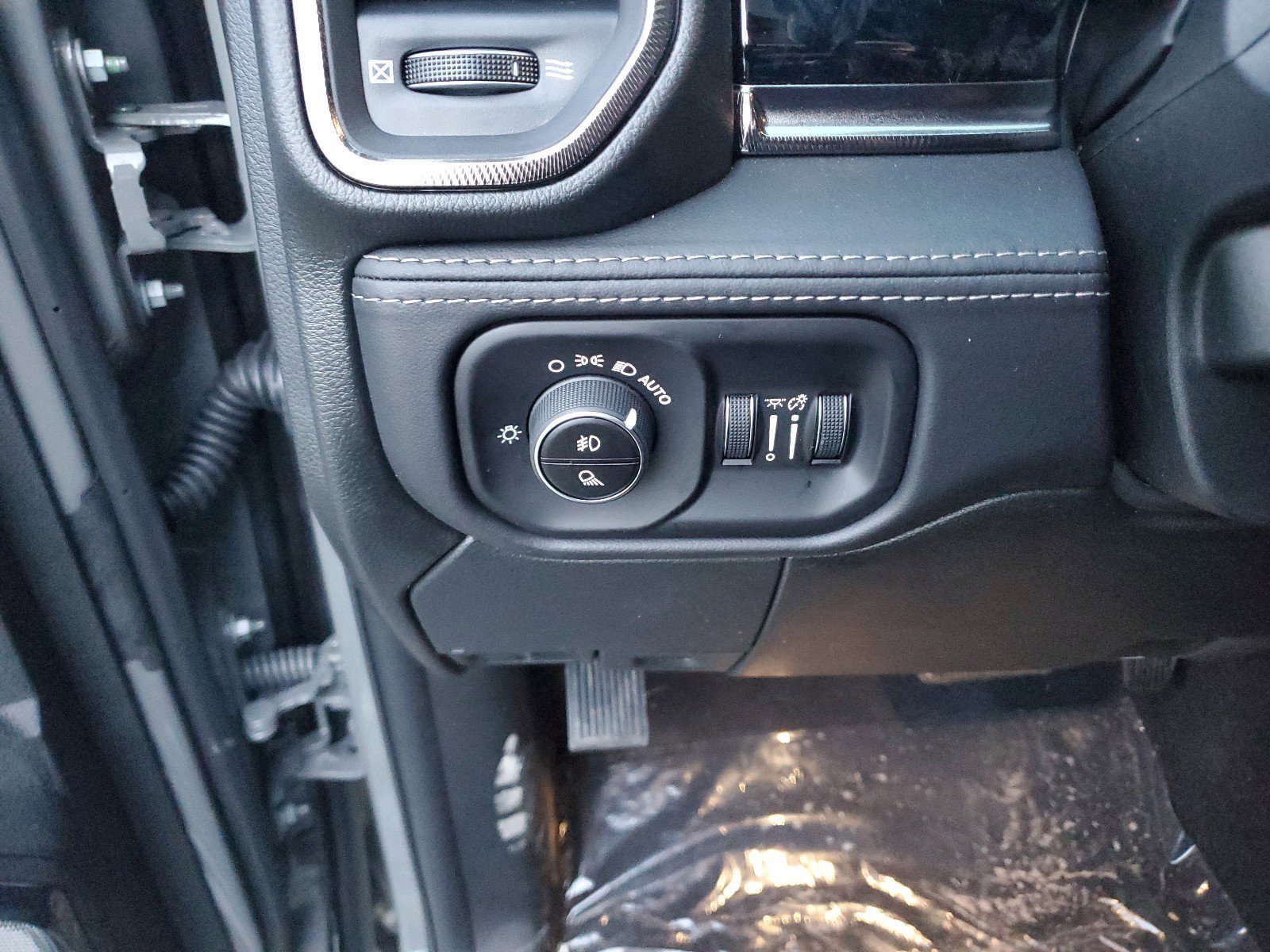 New 2026 RAM 2500 Rebel image 31