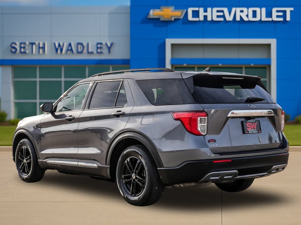 Used 2024 Ford Explorer XLT w/ Equipment Group 202A RWD image 59