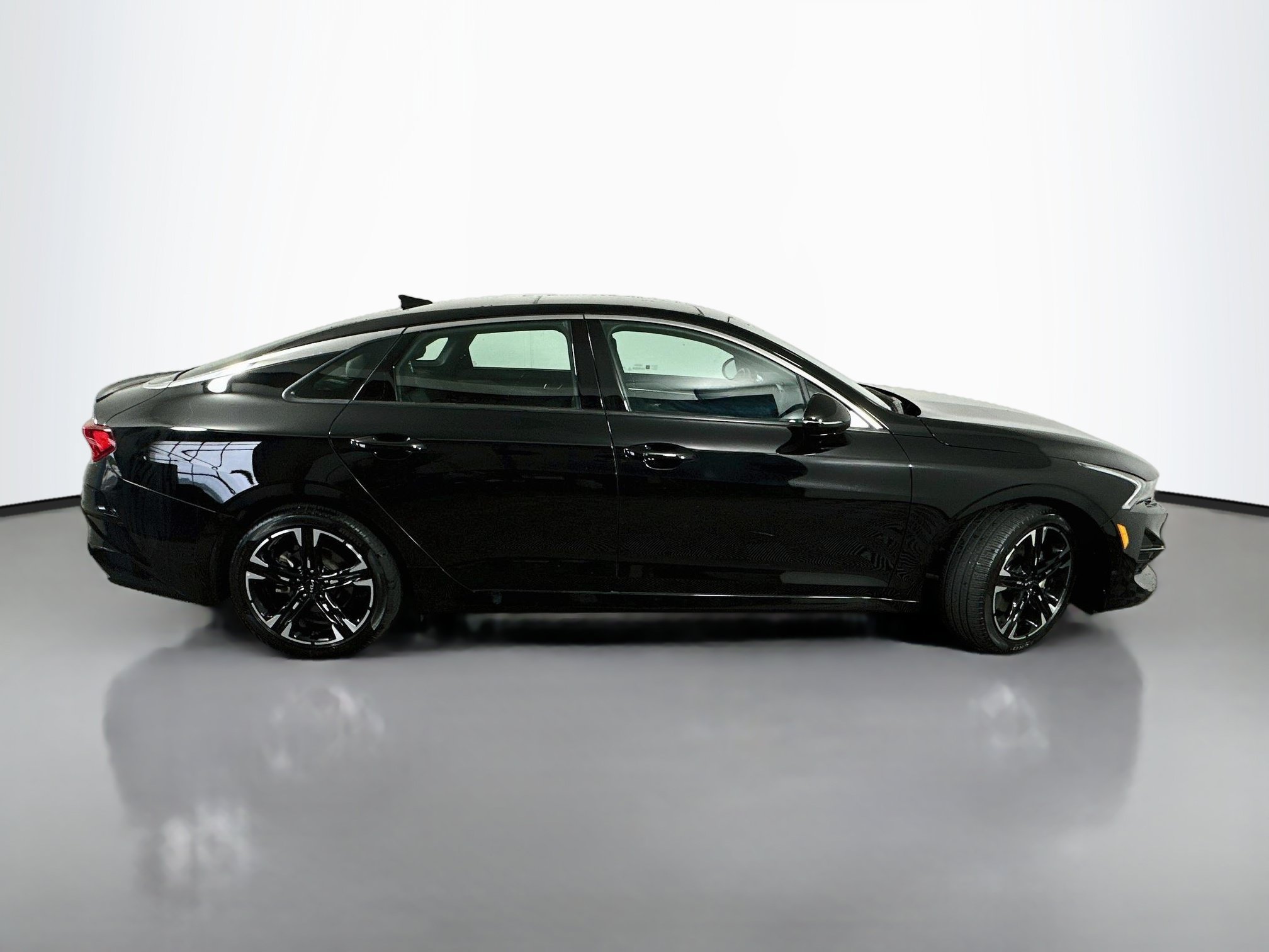 Certified 2023 Kia K5 GT-Line AWD/4WD image 8