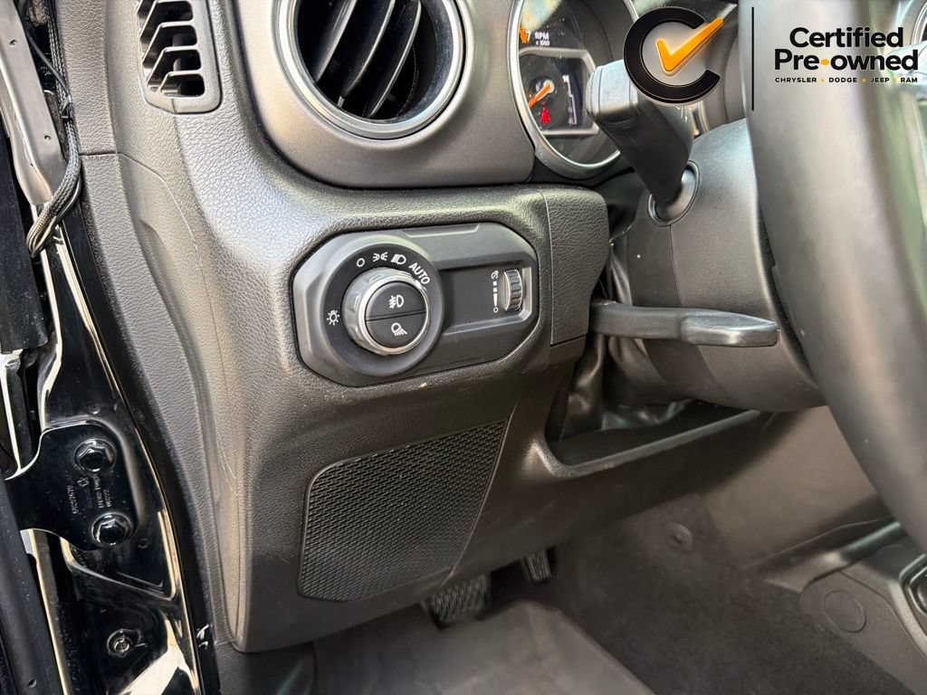 Certified 2023 Jeep Gladiator Rubicon w/ Cold Weather Group AWD/4WD image 52