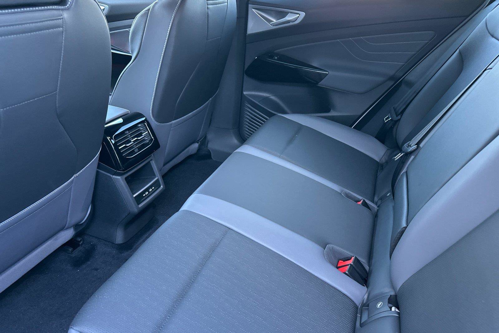 New 2026 Volkswagen ID.4 Pro S AWD/4WD image 11