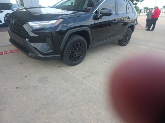 Used 2025 Toyota RAV4 LE FWD image 3