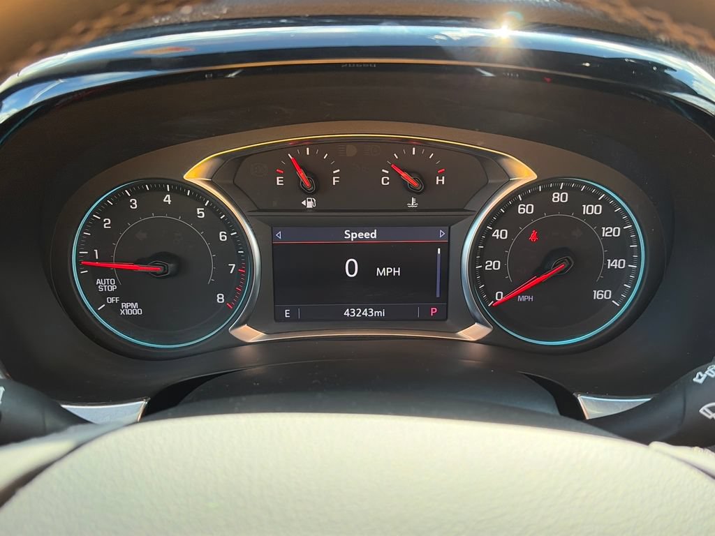 Used 2023 Chevrolet Traverse LT AWD/4WD image 20