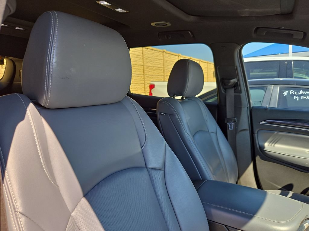 Used 2022 Buick Enclave Essence w/ Experience Buick Package FWD image 22
