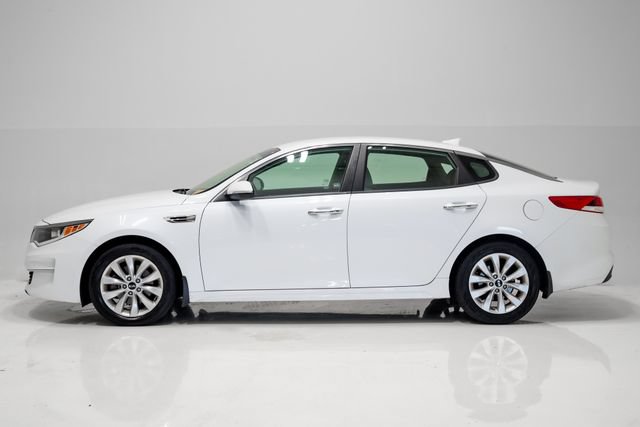 Used 2018 Kia Optima LX w/ 17" Alloy Wheels Package FWD image 27