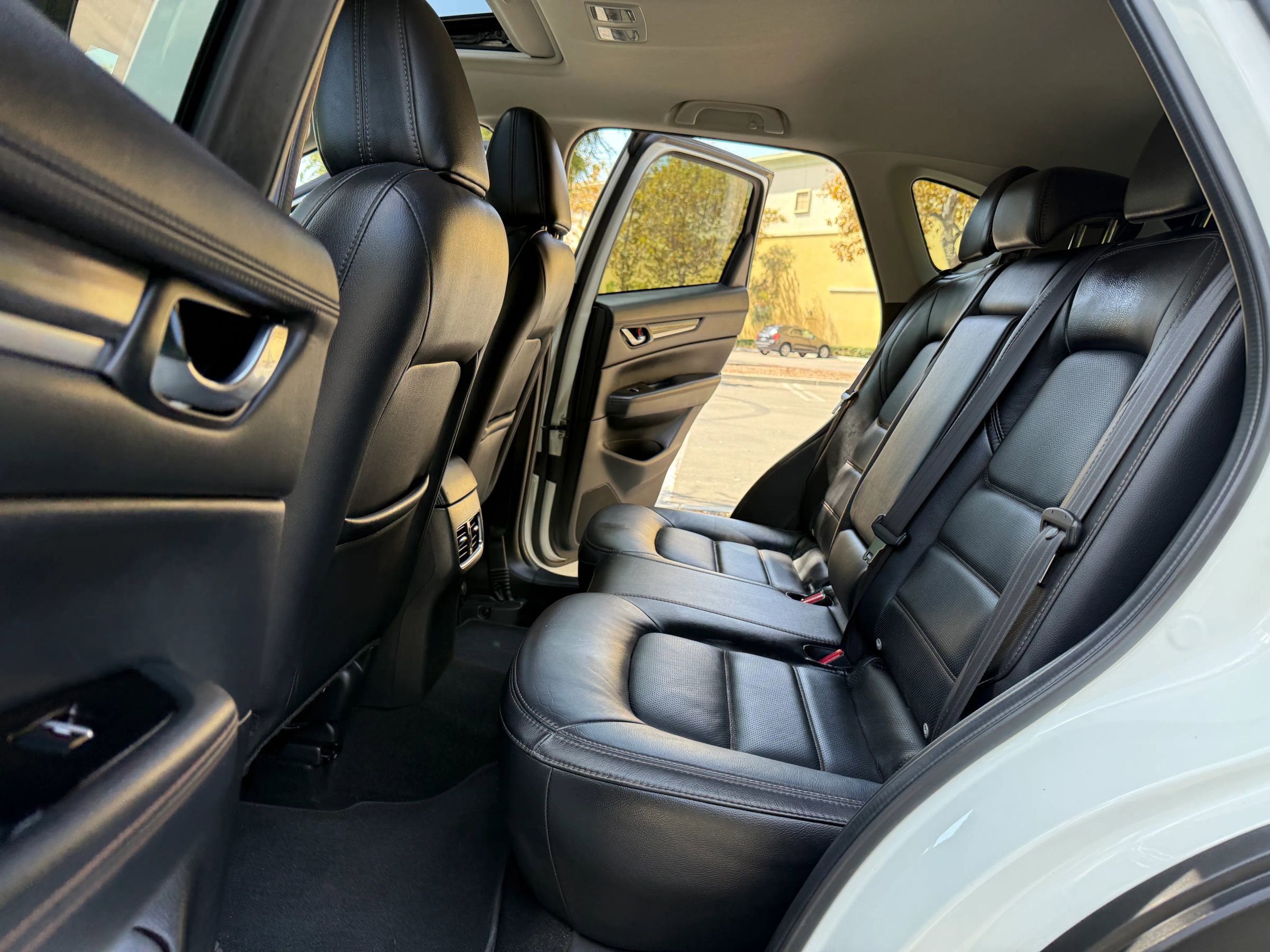 Used 2020 MAZDA CX-5 Touring FWD image 18