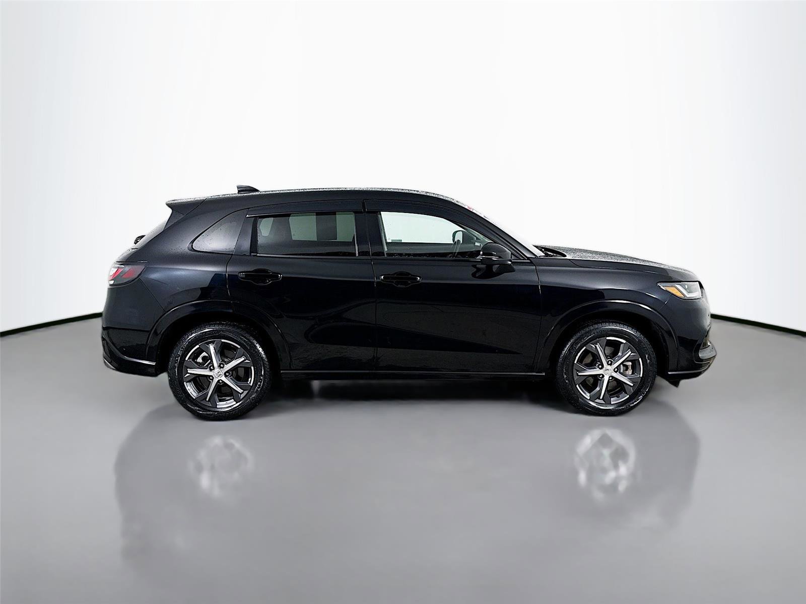 Used 2023 Honda HR-V EX-L image 9