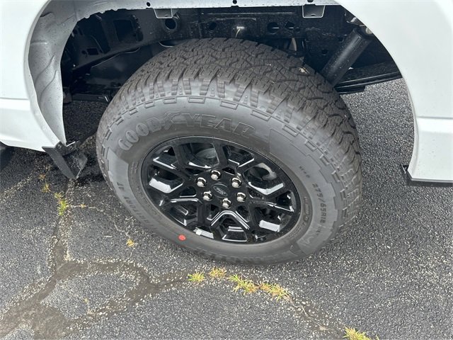 New 2025 Ford F150 XLT w/ Equipment Group 302A MID image 14