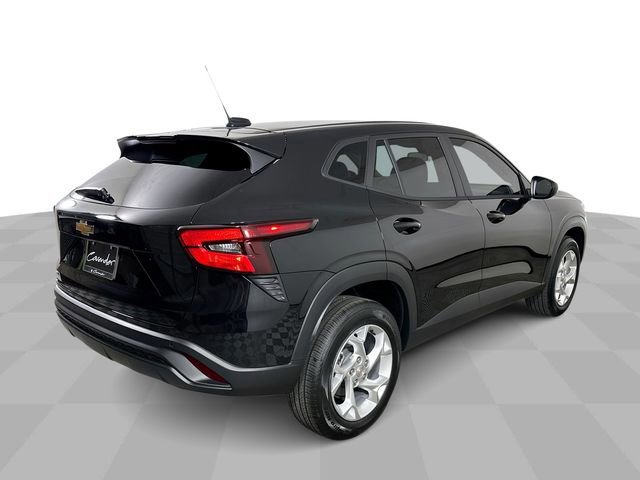 New 2026 Chevrolet Trax LS w/ LS Convenience Package FWD image 9