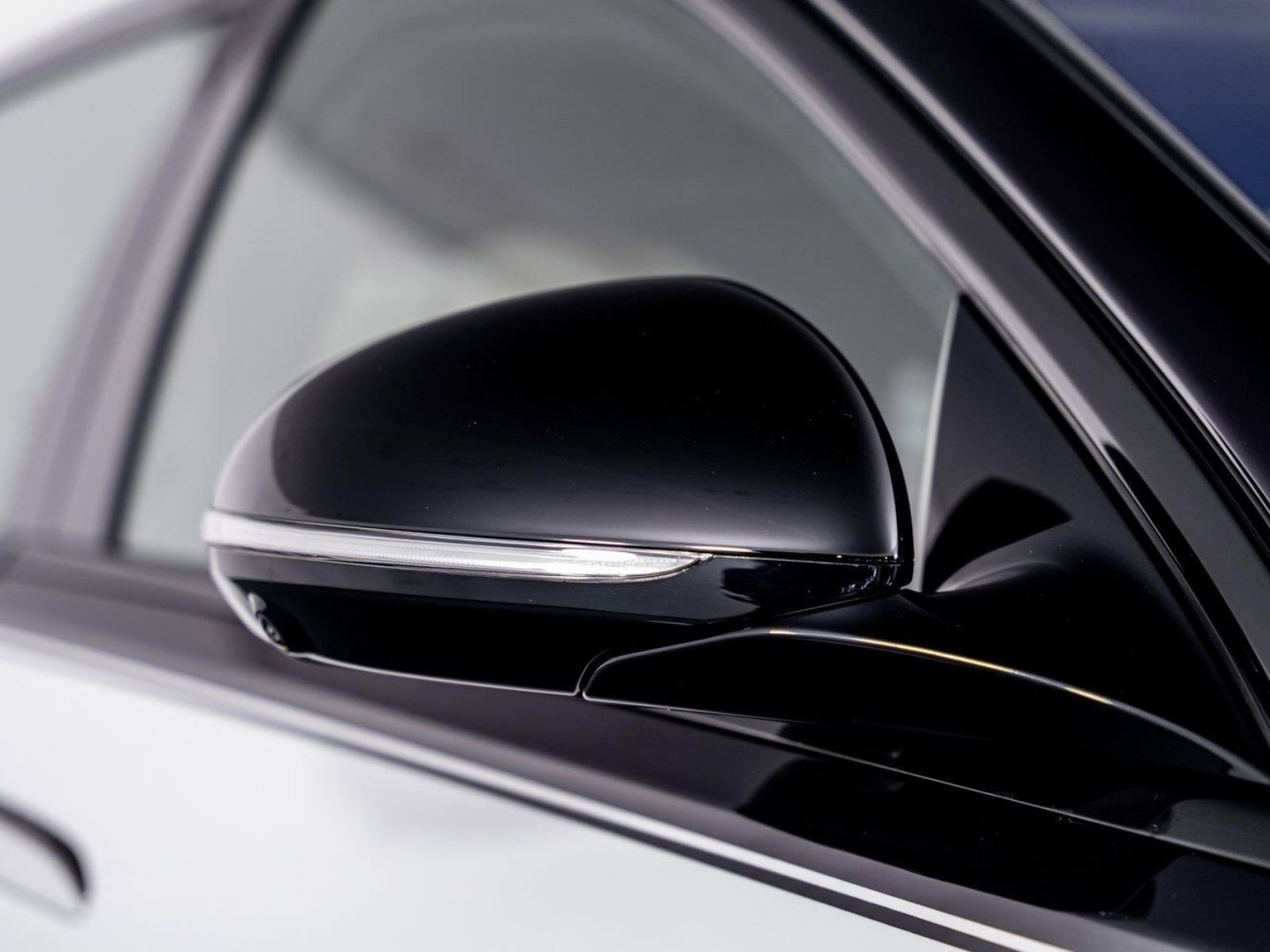 Used 2025 Mercedes-Benz Maybach S 680 4MATIC image 31