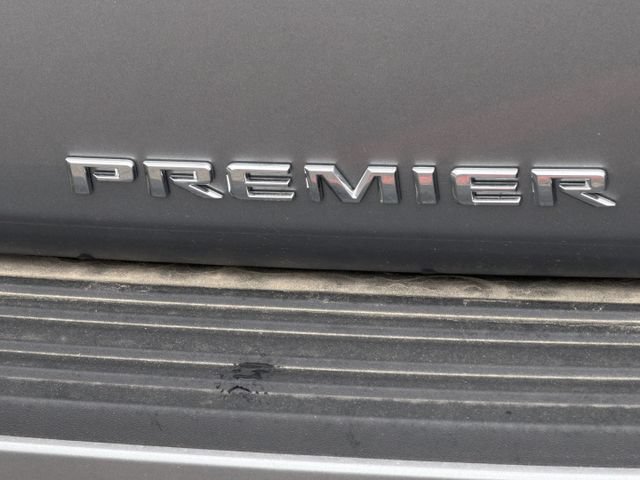 New 2026 Chevrolet Suburban Premier RWD image 9