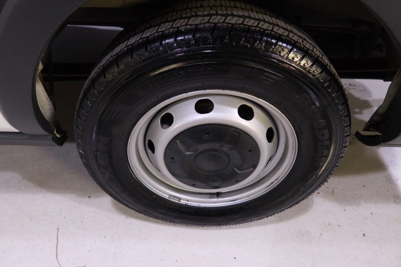 Used 2016 Ford Transit 350 XL image 38