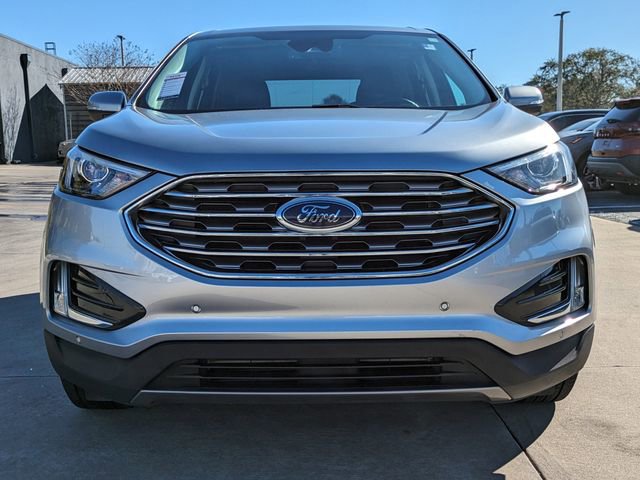 Used 2023 Ford Edge Titanium image 3