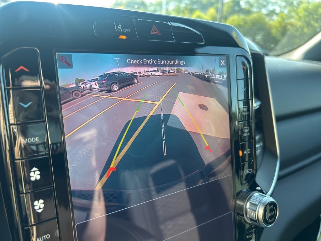 New 2026 RAM 1500 4x4 Crew Cab image 38