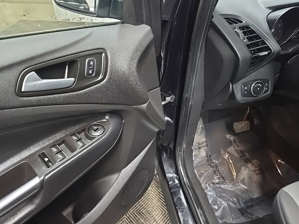 Certified 2019 Ford Escape SE AWD/4WD image 31