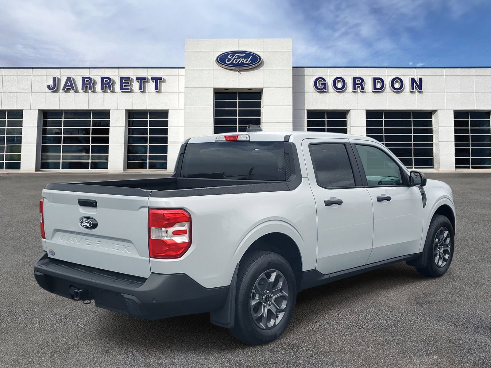 Certified 2025 Ford Maverick XLT w/ Equipment Group 301A image 4