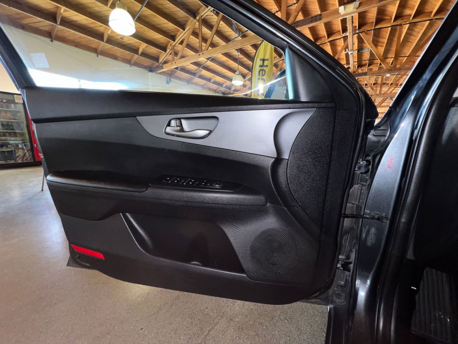 Used 2021 Kia Forte LXS image 18