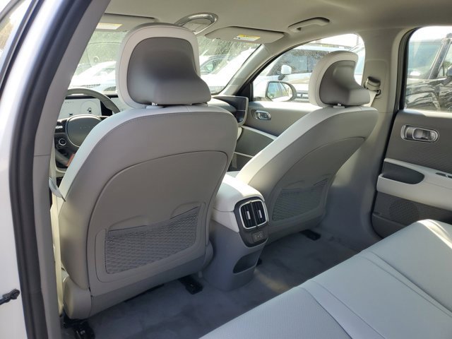 New 2025 Hyundai Ioniq 6 SEL image 7