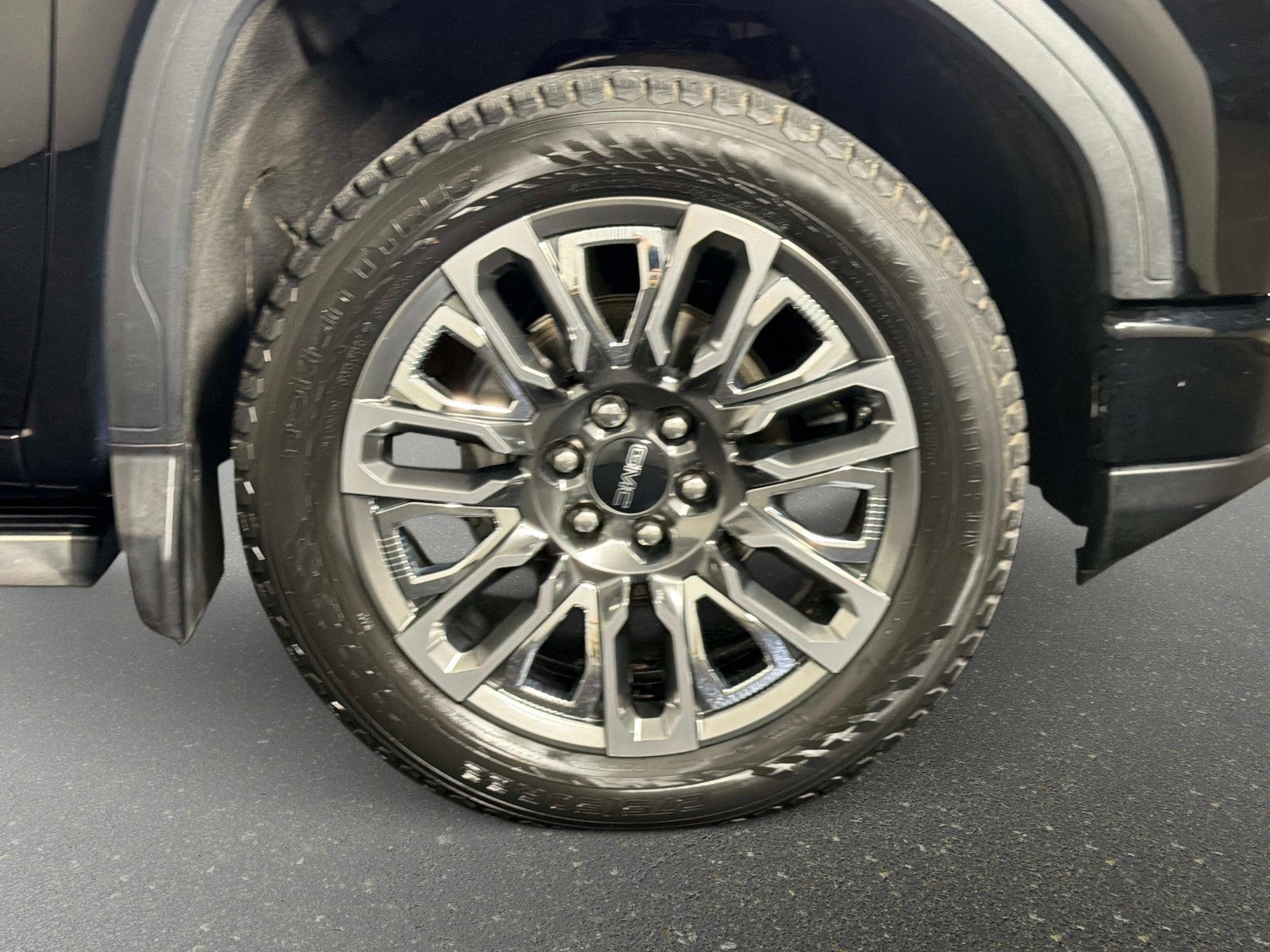Used 2024 GMC Sierra 1500 Denali Ultimate AWD/4WD image 21
