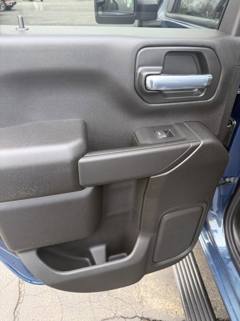 New 2026 GMC Sierra 2500 Pro w/ Convenience Package image 5