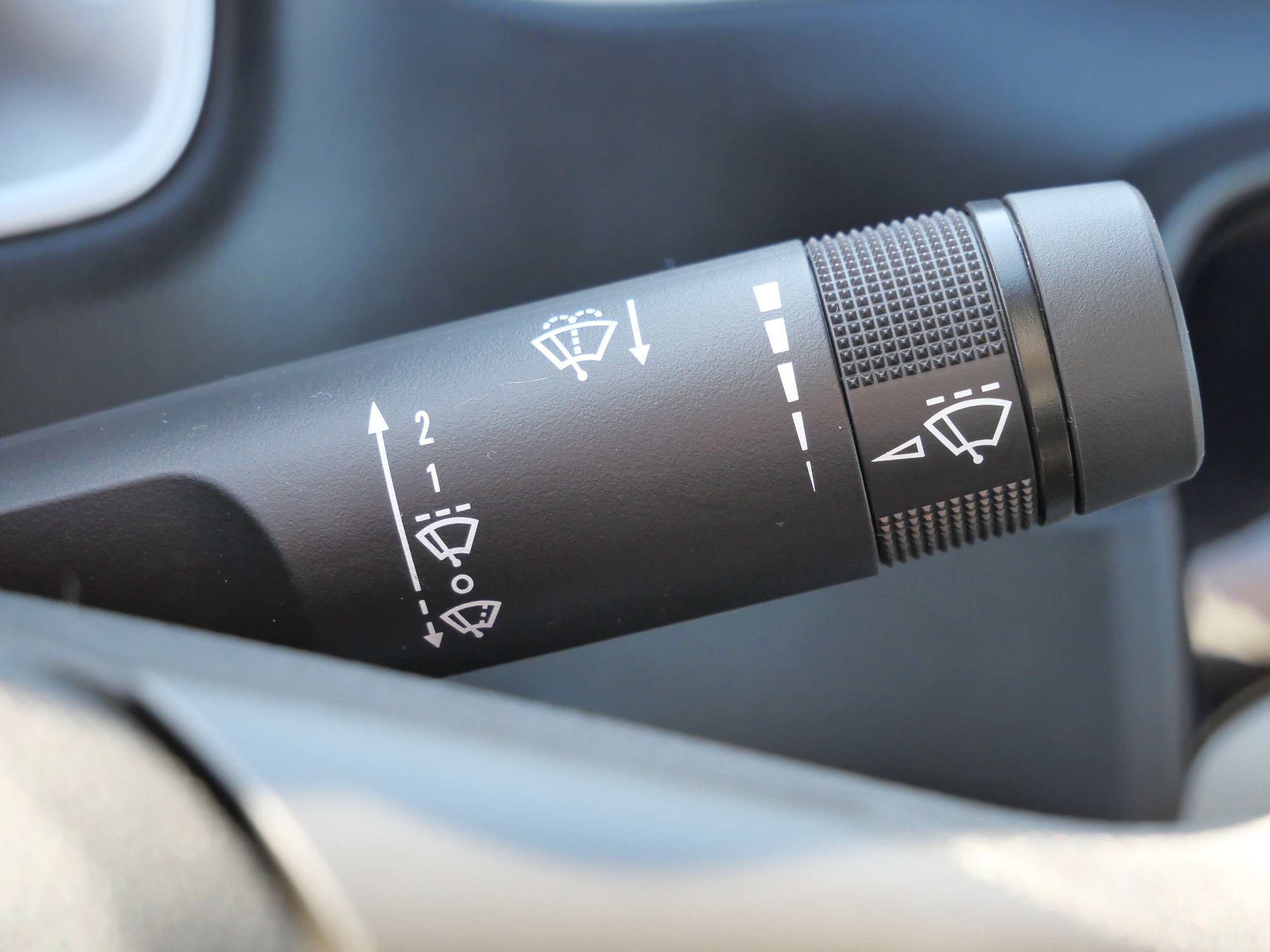 Used 2012 Chevrolet Camaro LS RWD image 33