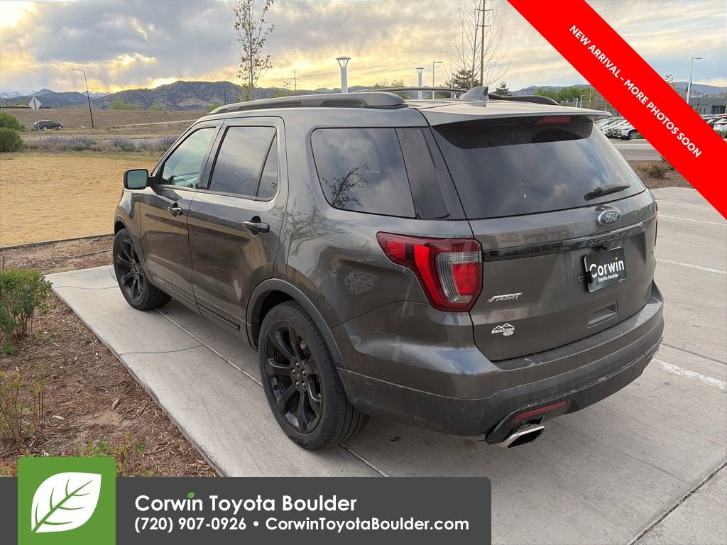 Used 2017 Ford Explorer Sport w/ Equipment Group 401A AWD/4WD image 5