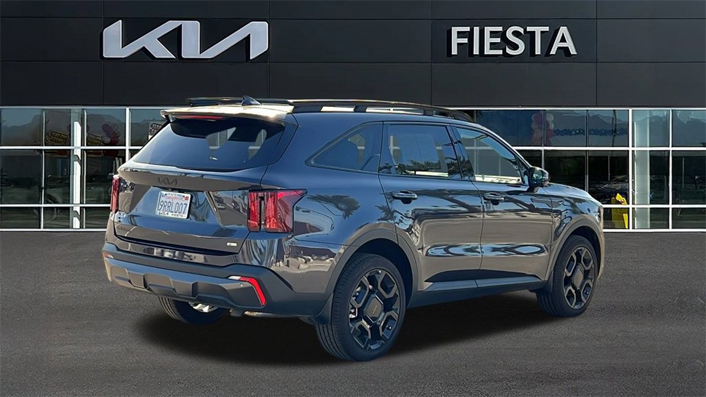 Certified 2025 Kia Sorento SX image 4
