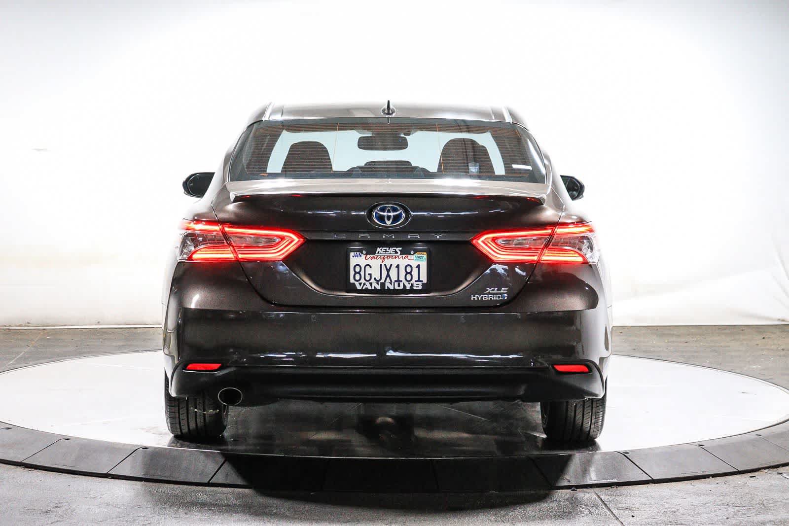 Certified 2018 Toyota Camry XLE w/ Audio Package FWD image 3