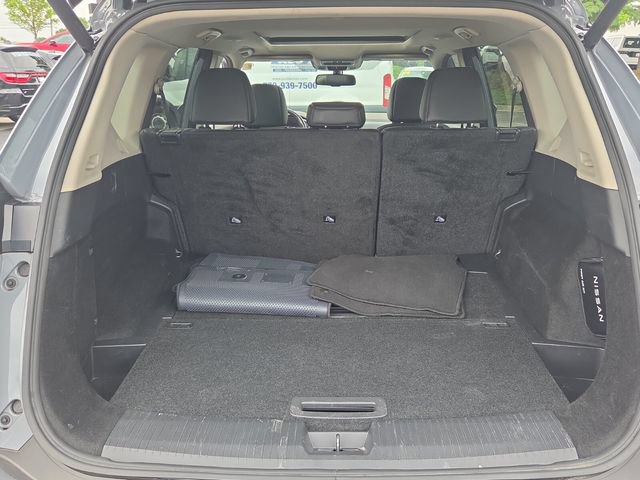 Used 2023 Nissan Rogue SL w/ SL Premium Package FWD image 16