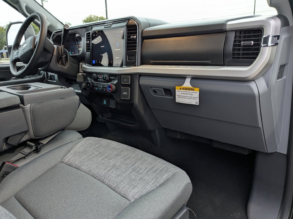 New 2027 Ford F450 XLT AWD/4WD image 9