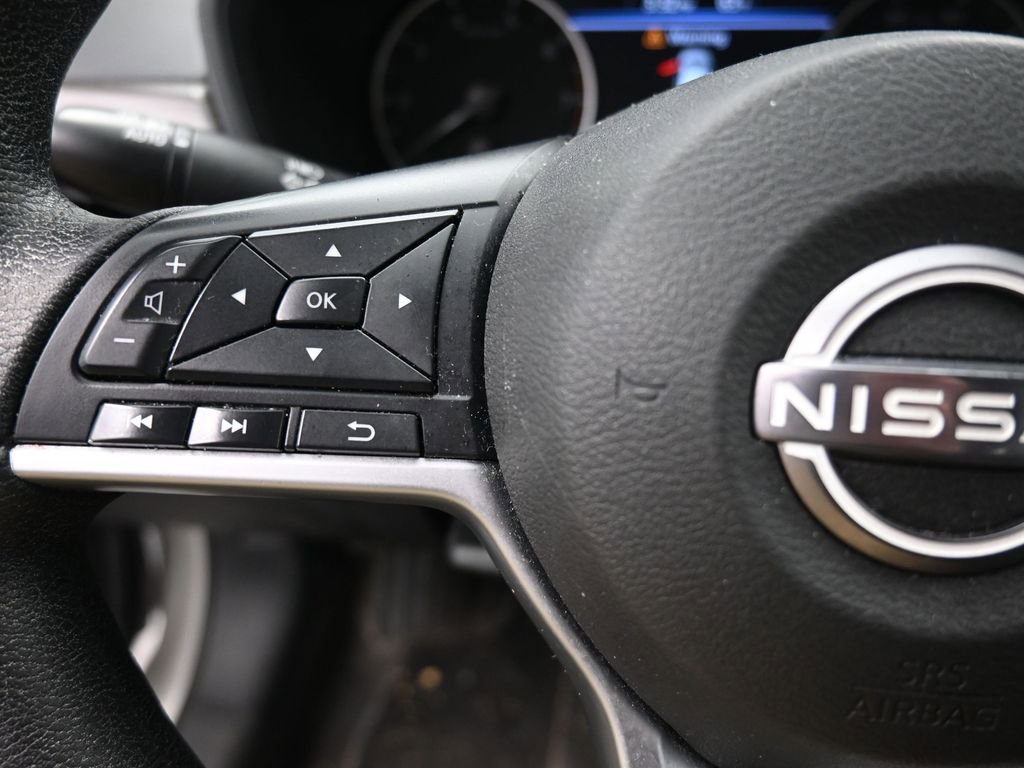 Used 2024 Nissan Altima 2.5 SV image 16