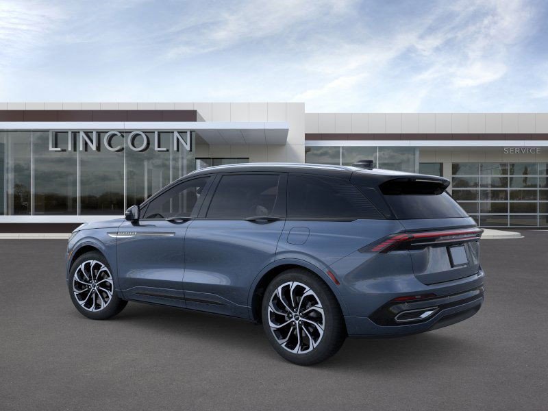 New 2026 Lincoln Nautilus Reserve image 4