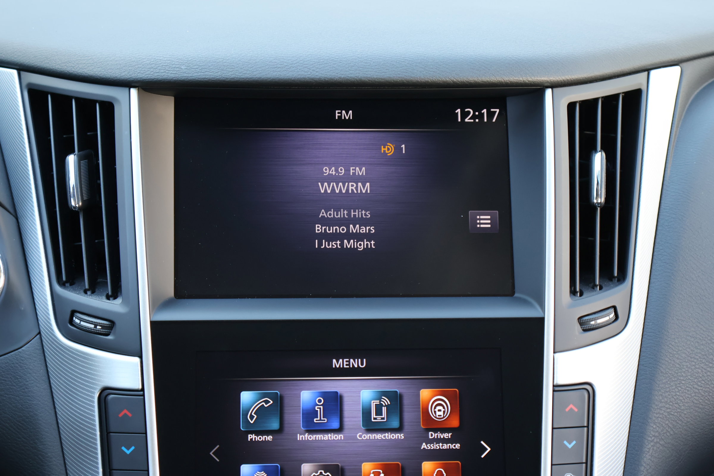 Certified 2024 INFINITI Q50 Luxe w/ Cargo Package image 3