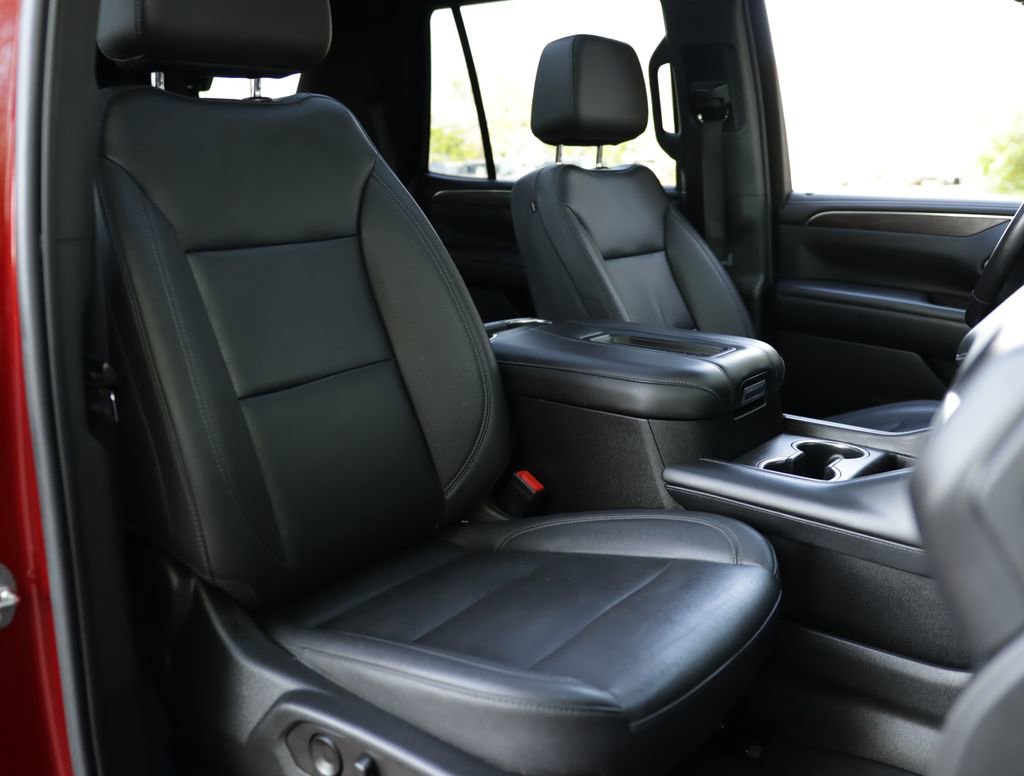 Used 2022 Chevrolet Tahoe LT w/ LT Signature Package AWD/4WD image 37