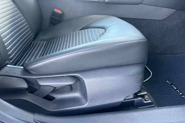 Used 2024 Toyota Camry SE image 21