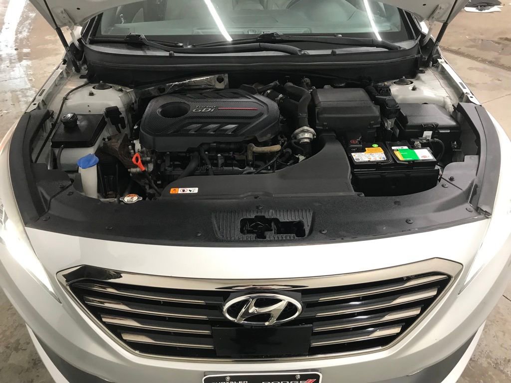 Used 2015 Hyundai Sonata Limited 2.0T image 38