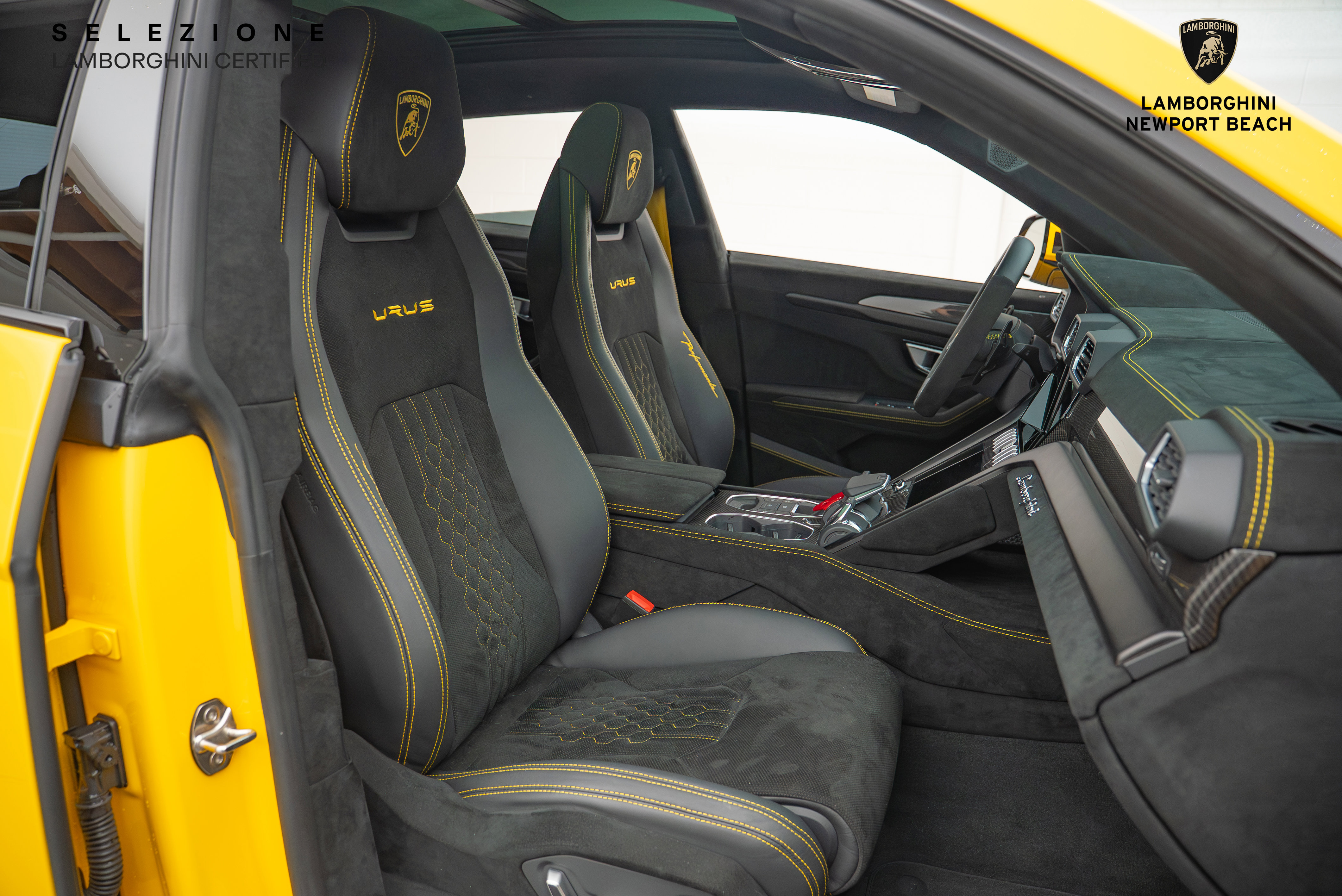 Used 2024 Lamborghini Urus Performante image 23