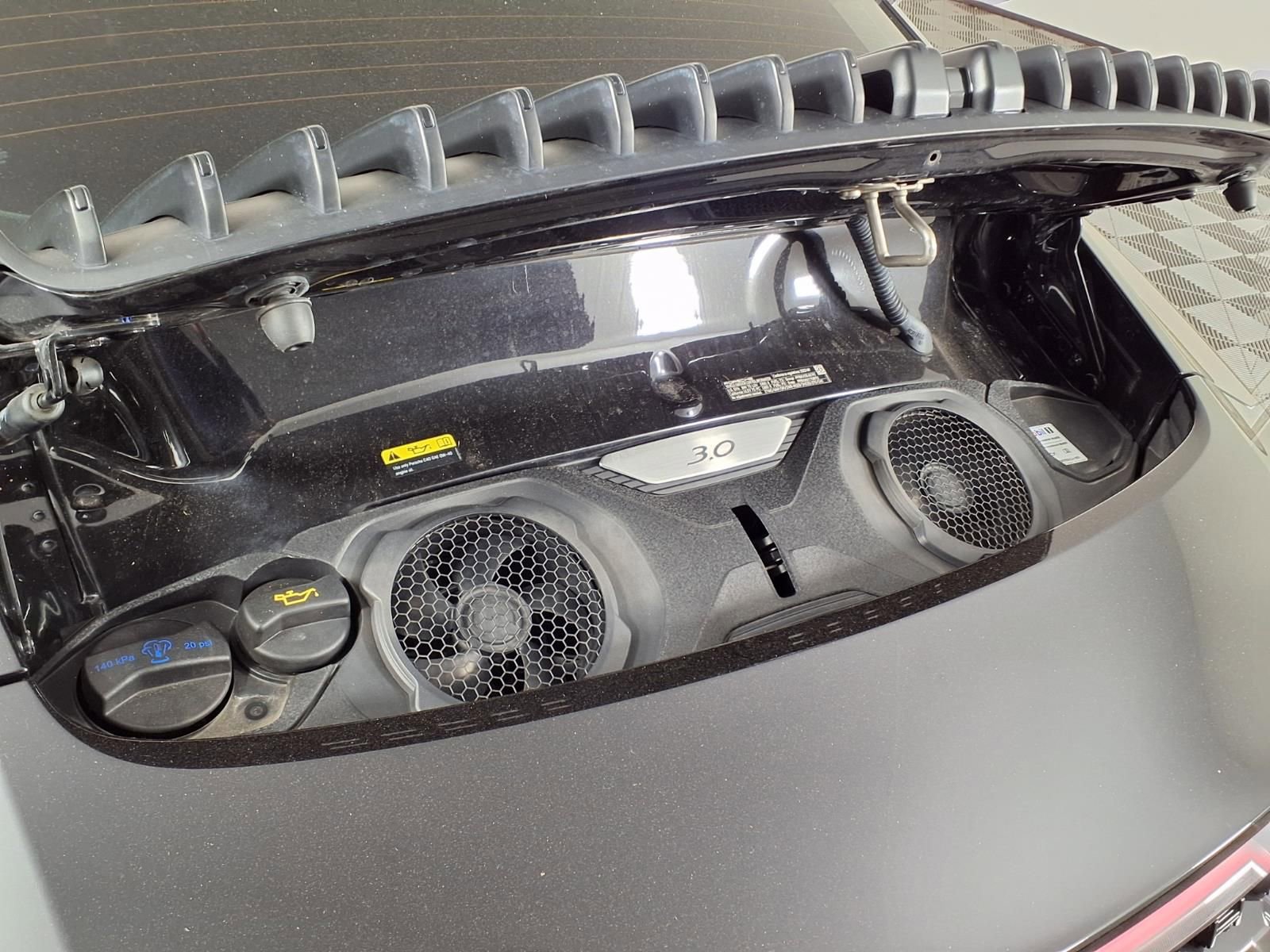 Used 2023 Porsche 911 Carrera RWD image 12