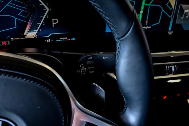 Used 2023 BMW 330i xDrive Sedan w/ M Sport Package image 43