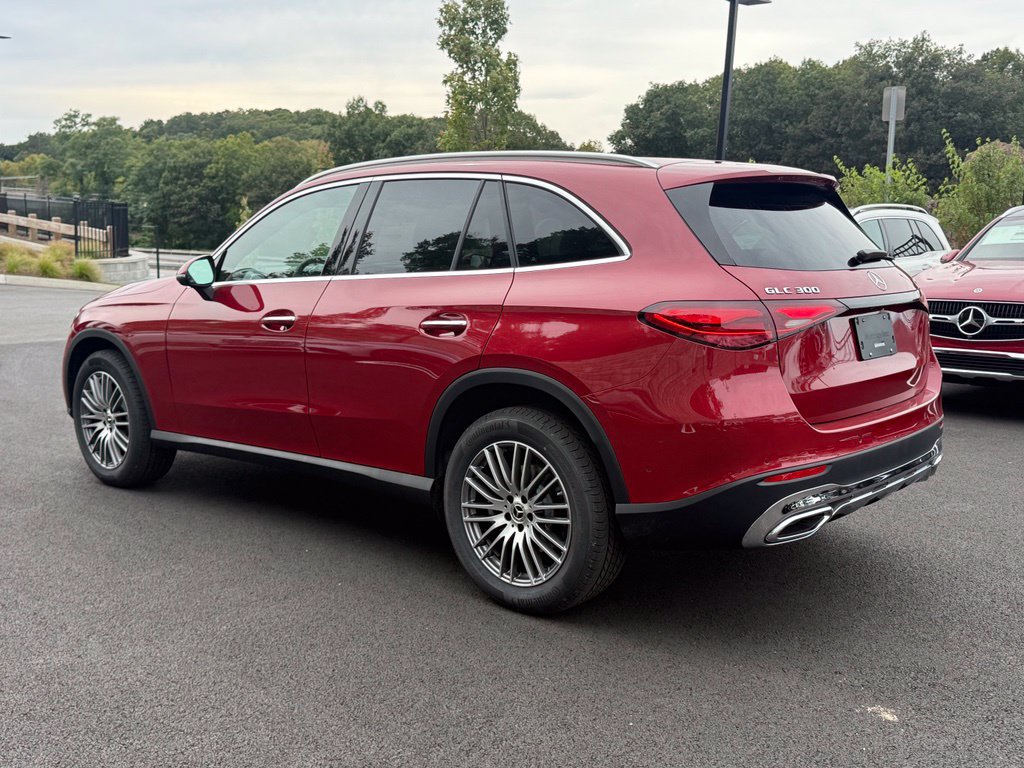 New 2027 Mercedes-Benz GLC 300 4MATIC image 4